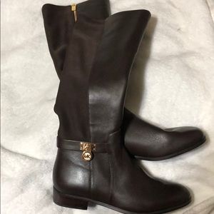 Michael Kors boots 61/2